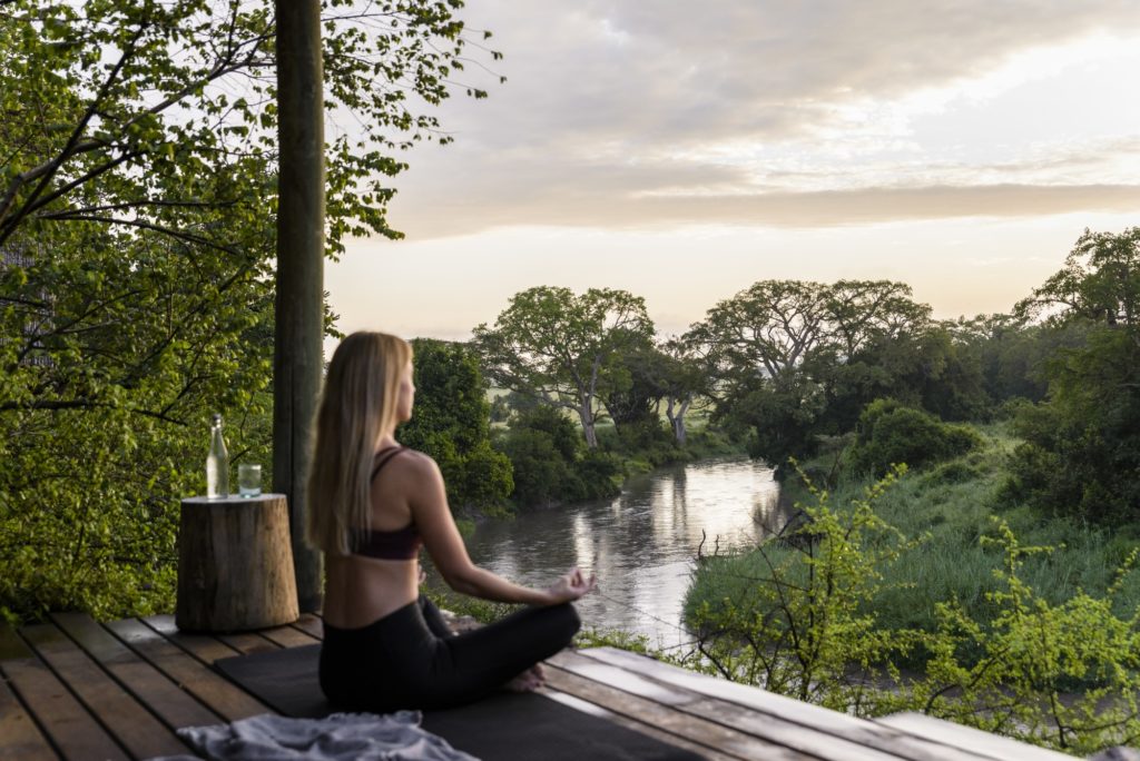 Singita Faru Faru Lodge - Deck Overlooking River resized